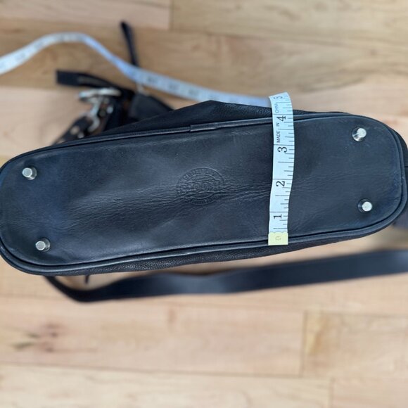 Roots Shoulder Bag - Picture 3 of 16
